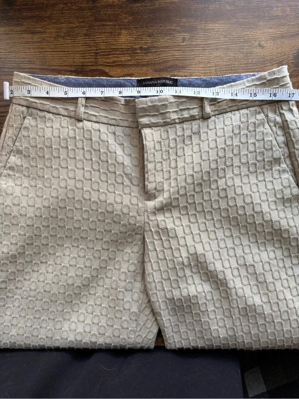 Banana Republic Avery Textured Geometric Cropped Pants Tan Size 2